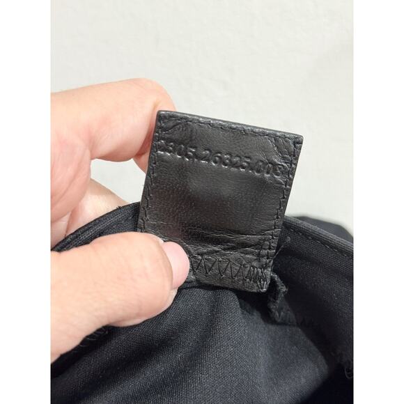 Fendi Mamm Baguette Suede and Leather Shoulder Handbag with FF Logo Buckle - Picture 11 of 12